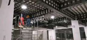 池州一商场梁，楼板碳纤维加固施工